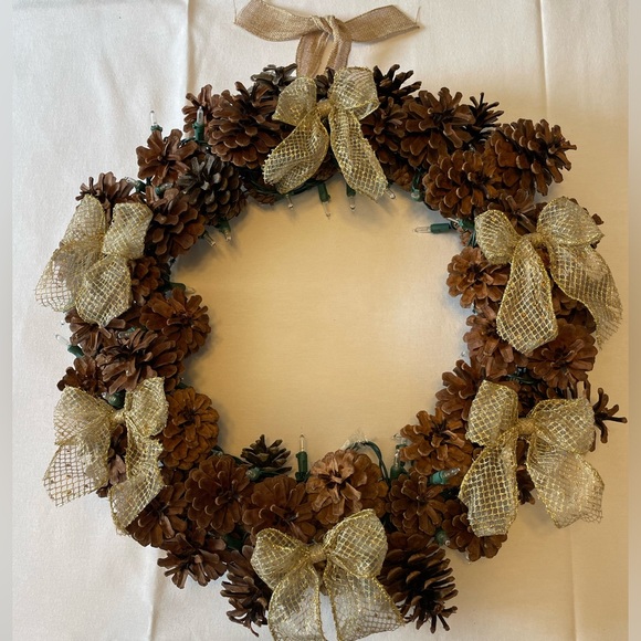 Homemade Light up Christmas Wreath